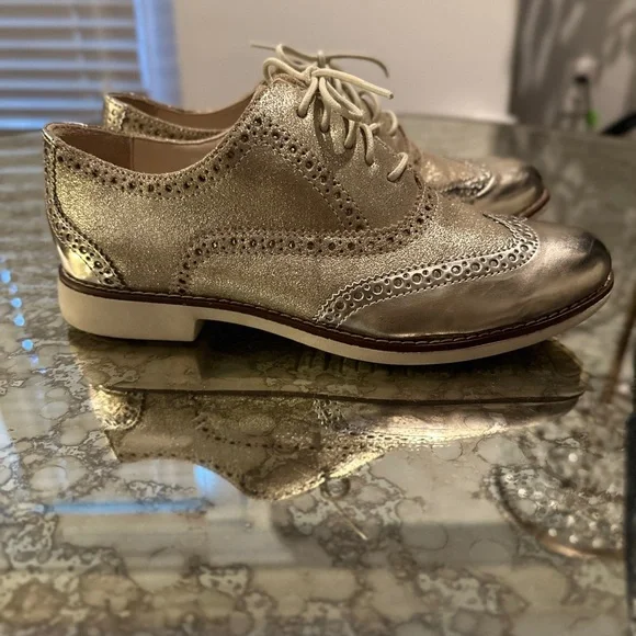 Cole Haan Women's Gold Brogue Flats - Picture 1 of 6